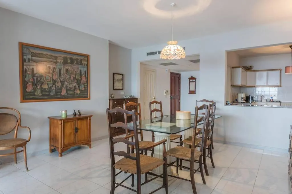St Julians' Sea Front, Spectacular View, Apartment Saint Julian's