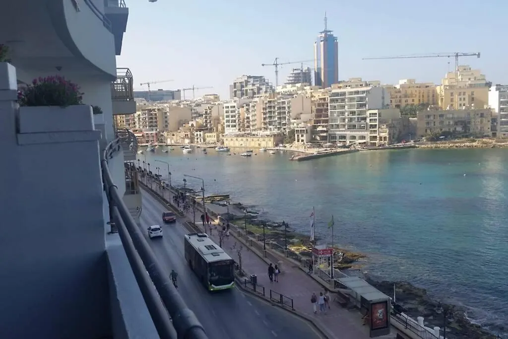 St Julians' Sea Front, Spectacular View, Apartment Saint Julian's
