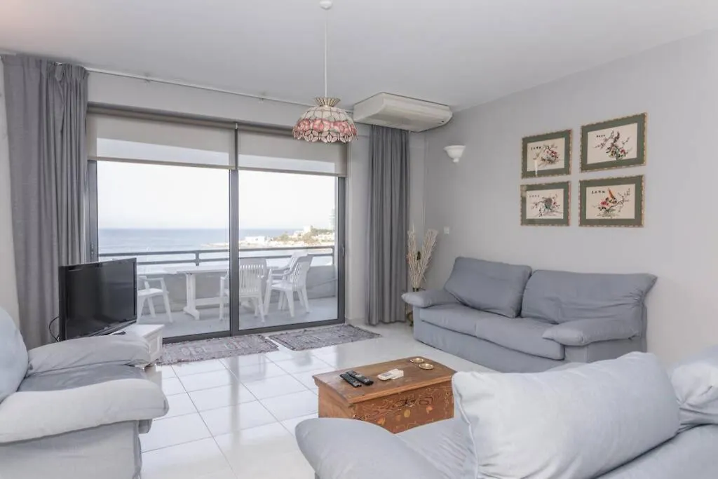 St Julians' Sea Front, Spectacular View, Apartment Saint Julian's